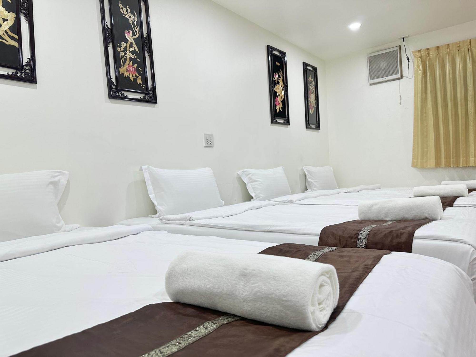 Longzhu Guesthouse Банкок Екстериор снимка