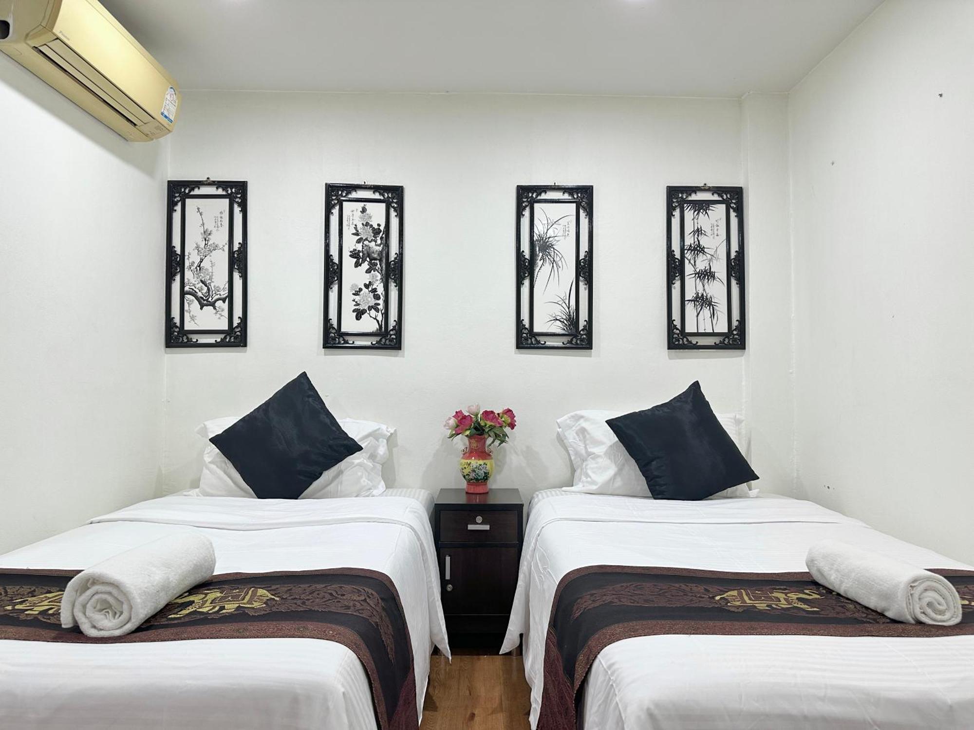 Longzhu Guesthouse Банкок Екстериор снимка