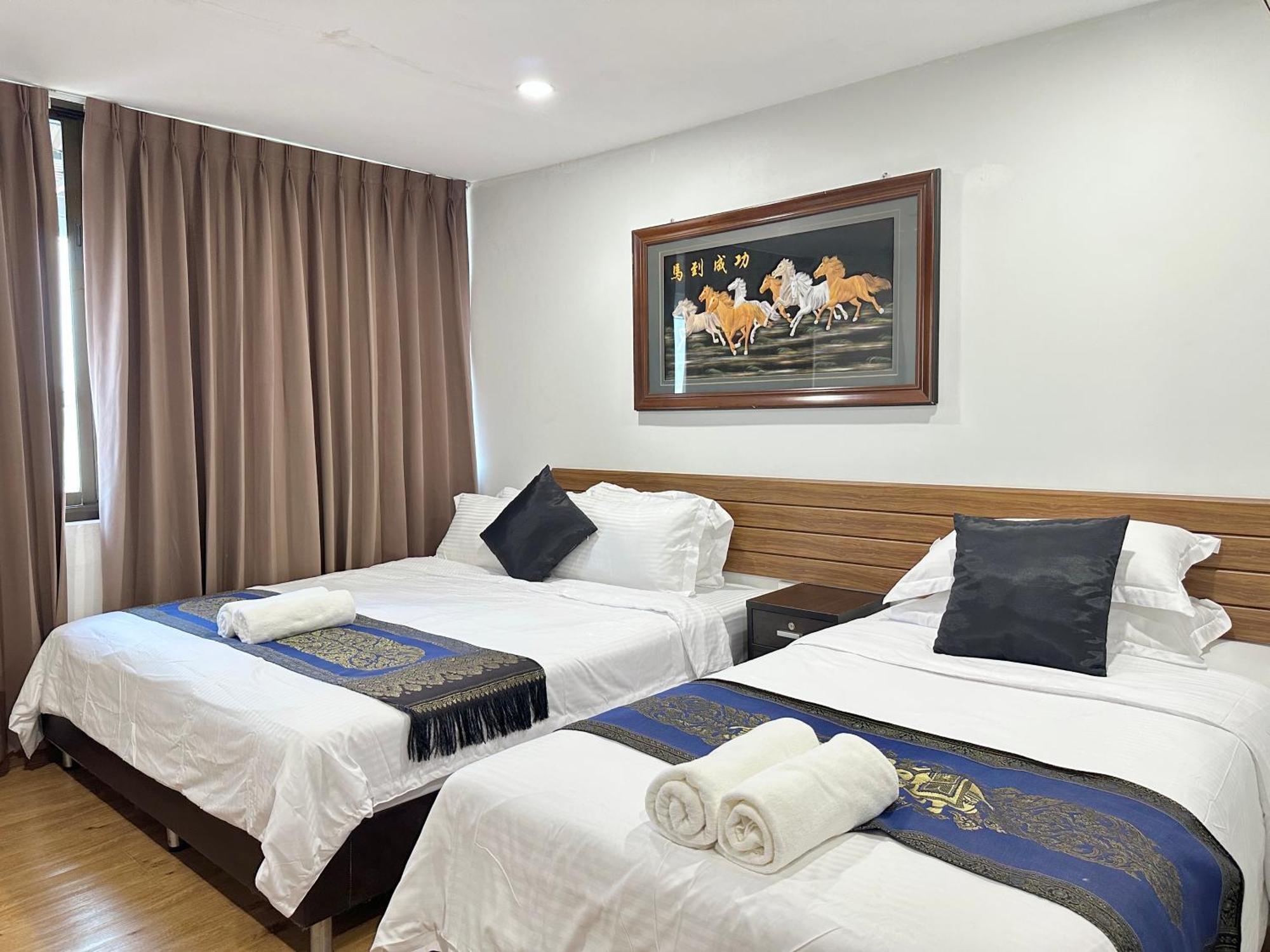 Longzhu Guesthouse Банкок Екстериор снимка
